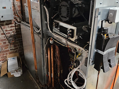 Photo of the inside of Daikin Preciseline Air Handling Unit with Integral VRV Coil